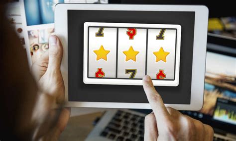 are facebook gambling games legal.